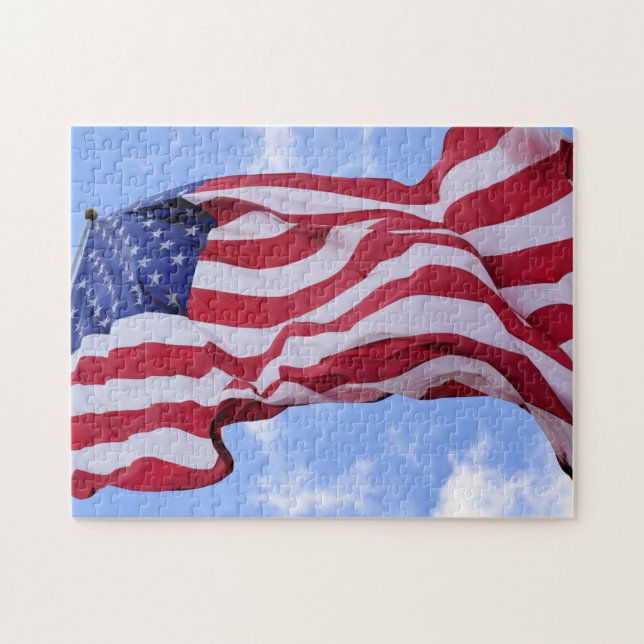 Old Glory in the Breeze - 11x14 - 252 Stk. Puzzle (Horizontal)