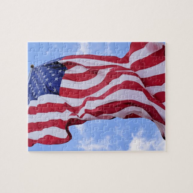 Old Glory in the Breeze - 8x10 - 110 Stk. Puzzle (Horizontal)