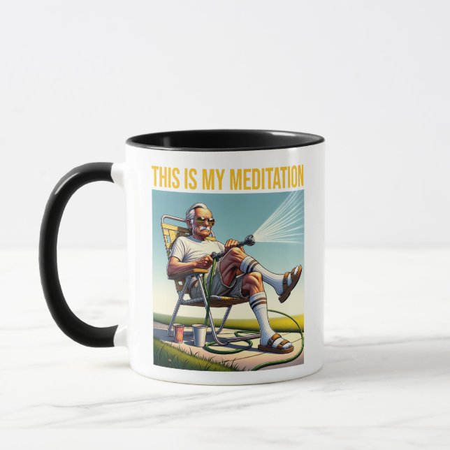 Old School Man Watering Lawn Tee Tasse (Links)