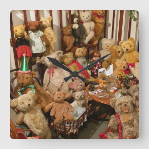 Old Teddy Bears Collection Quadratische Wanduhr