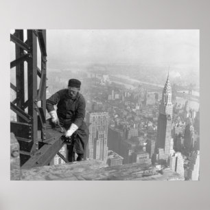Old Timer Steel Worker on Empire State Gebäude Poster
