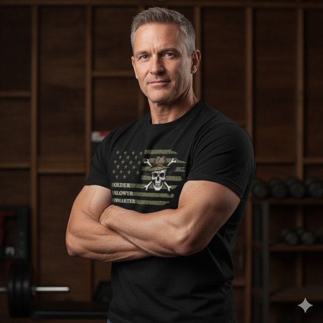 Older Slower Smarter Skull US Flag T-Shirt (Von Creator hochgeladen)