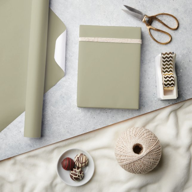Olive Green Birthday Geschenkpapier (Kunsthandwerk)