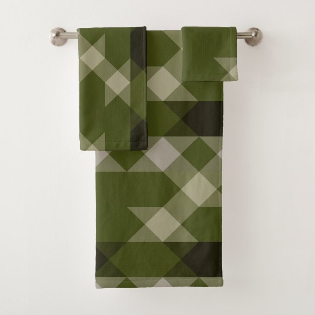 olive green geometric pattern badhandtuch set (Insitu)