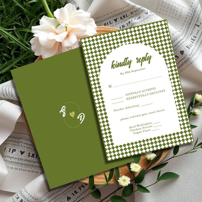 Olive green Retro Minimalist Checker Arch Wedding RSVP Karte (Von Creator hochgeladen)