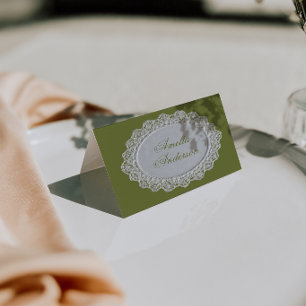 Oliven-grüne Häkeldeckchen Old Money Hochzeitsplat Tischnummer