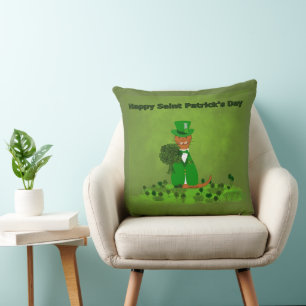 Oliver der Otter pflückt Shamrocks Kissen