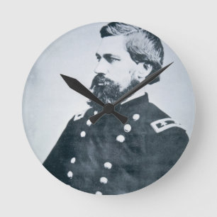 OliverOtis Howard (b/w Foto) Runde Wanduhr