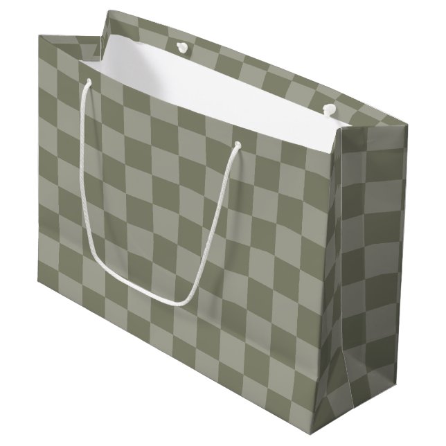 Olivgrünes und graues kariertes Musterdesign Große Geschenktüte (Vorderseite Schrägansicht)