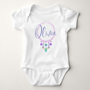 Olivia Name Reveal Girl Whimsical Niedlich Hippy B Baby Strampler