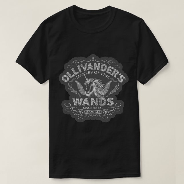 Ollivander's Wands Sticker.png T-Shirt (Design vorne)