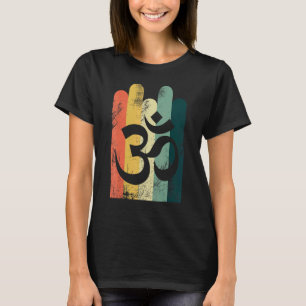 OM-Chanting-Mantra-Sing-Call-Yoga-Hindus T-Shirt