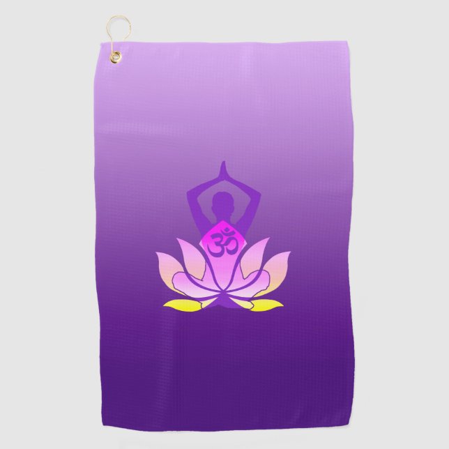 Om Lotus Blume Yoga Pose auf Lila Gradient Golfhandtuch (Vorderseite)