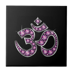 Om Symbol with "Garnet" Stones Fliese
