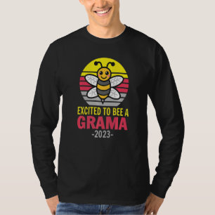 Oma 2023 Biene Großmutter Freut sich, eine Oma zu T-Shirt