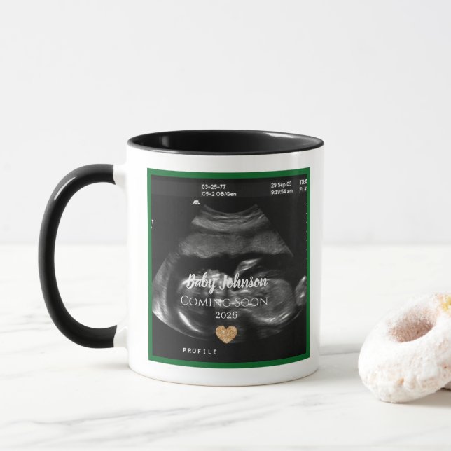 Oma Baby kommt bald Ankündigung Sonogram Tasse (Mit Donut)
