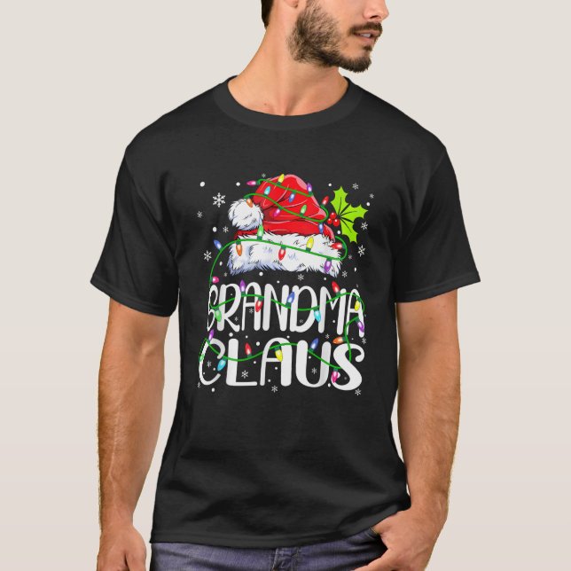 Oma Claus Christmas Lights Pajama Familienspiel T-Shirt (Vorderseite)