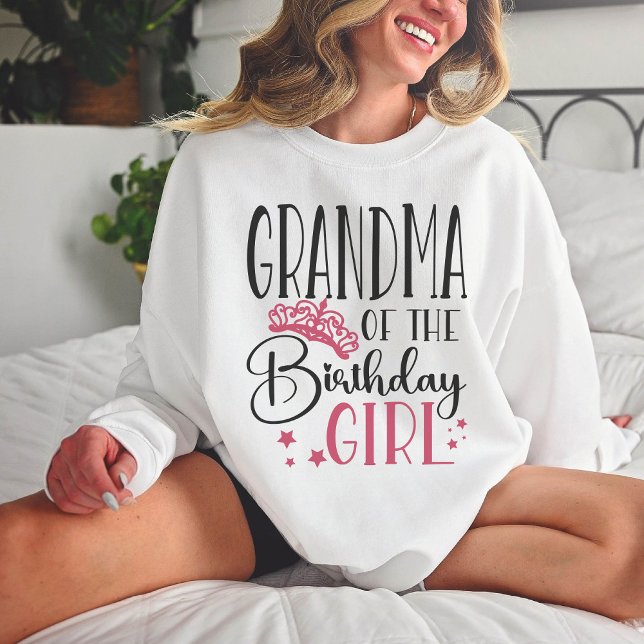 Oma der Geburtstagskinderfamilie Custom Sweatshirt (Von Creator hochgeladen)