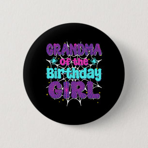 Oma der Geburtstagspinne der Girl Spider Web-Famil Button