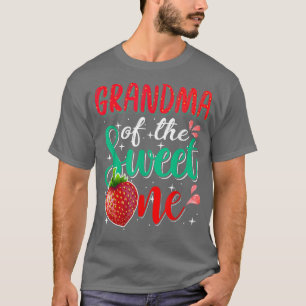 Oma der süßen Erdbeere zum 1. Geburtstag F T-Shirt