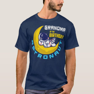 Oma des Geburtstagsjungen Astronauten T-Shirt