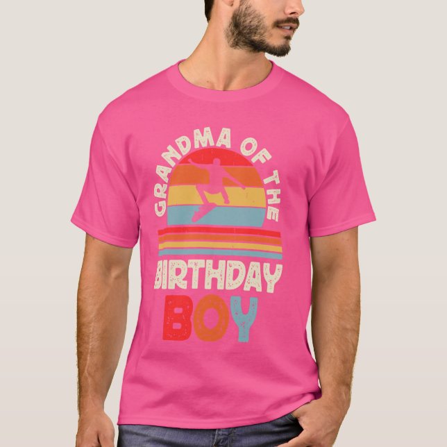 Oma des Geburtstagskateboards T-Shirt (Vorderseite)