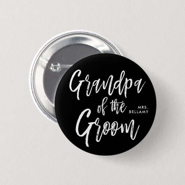 Oma des Grooms | SkriptStyle Custom Black Button (Vorne & Hinten)