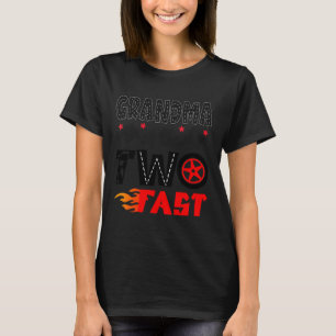 Oma des zweitschnellsten Geburtstagsjungen-Rennwag T-Shirt