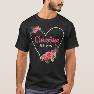 Oma Est 2022 Oma werden , Schwangerschaft bekannt T-Shirt