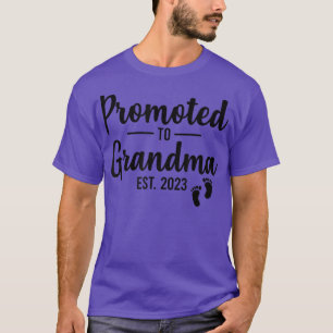 Oma est 2023 für Oma 2023 T-Shirt