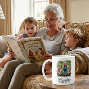 Oma Est schwarze elegante Schrift benutzerdefinier Kaffeetasse