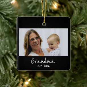 Oma Est. Weiße Schrift 3 Foto Keramikornament