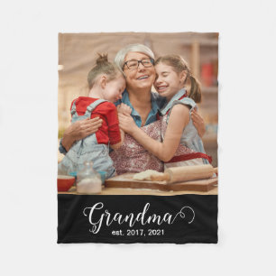 Oma Established Schrift Geschenk Foto Fleecedecke