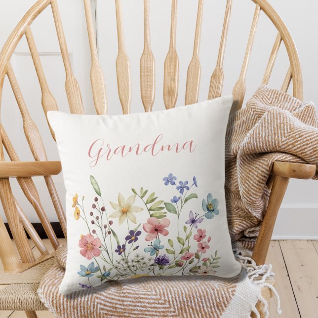 Oma Floral Throw Kissen (Von Creator hochgeladen)