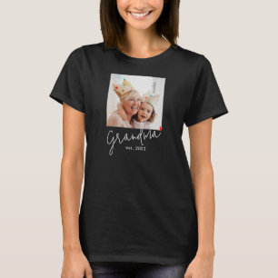 Oma Gegründet Schrift Foto T-Shirt