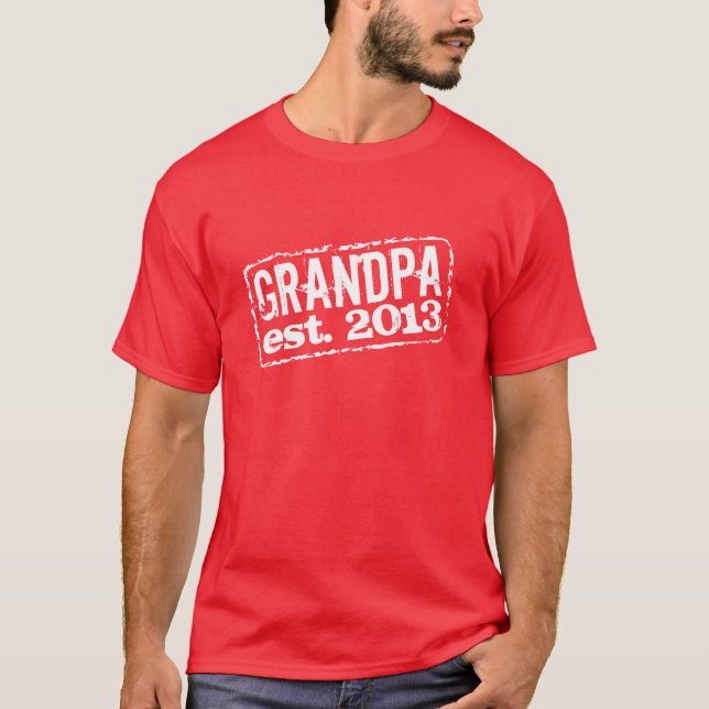 Oma gründete 2023 t Shirts | Anpassbar (Vorderseite)