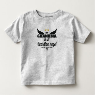 Oma Guardian Engel beobachtet mich im Gedächtnis Kleinkind T-shirt
