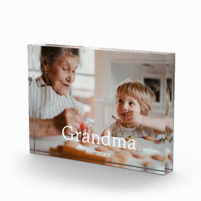 Oma hat ein modernes Fotogeschenk eingerichtet Fotoblock (Rechts)
