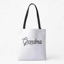 Oma hat ein neues Oma-Geschenk etabliert