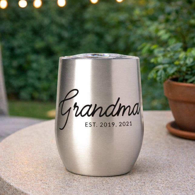 Oma hat ein neues Oma-Geschenk etabliert (Von Creator hochgeladen)