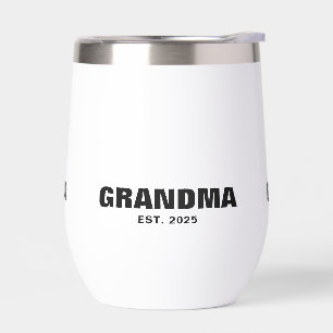 Oma hat neue Oma-Gabe gegründet