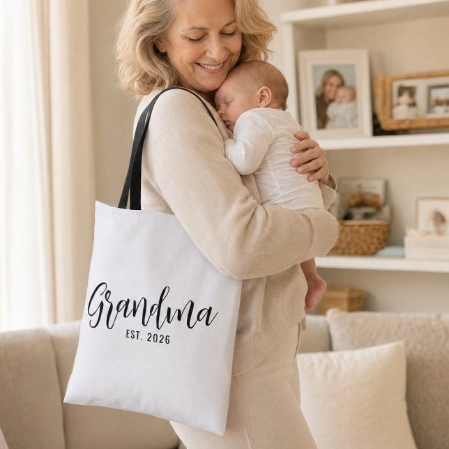 Oma hat neue Oma-Geschenke etabliert (Von Creator hochgeladen)