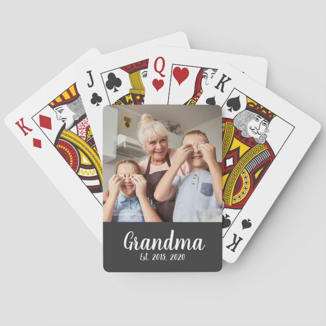 Oma hat weißes Skriptfoto eingerichtet Spielkarten (Rückseite)