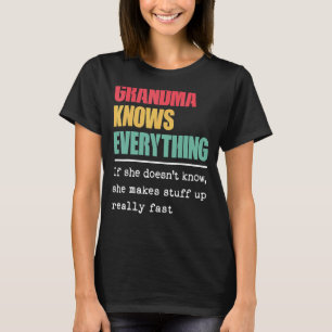 Oma kennt alles, was die Beste Welt stolz ist T-Shirt