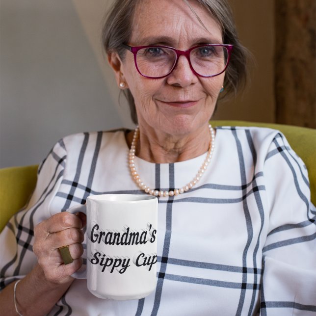 Oma lustige Kaffee Zitat schwarzer Halbtext Jumbo-Tasse (Von Creator hochgeladen)