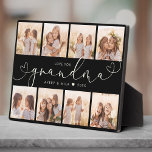 Oma Modern Heart Script Foto Collage Liebe Fotoplatte<br><div class="desc">Liebe Sie GRANDMA: Großes individuelles Foto Geschenk für Großeltern, Valentinstag, Muttertag oder Feiertage: Diese moderne Foto-Plakette ist leicht mit Ihren 8 Lieblings-Fotos zu gestalten. Der unten stehende Text kann personalisiert sein, den Namen des Kindes oder Familienmitglieds zu lesen und den Text über der Oma anzupassen. Das ist die schwarze Version....</div>