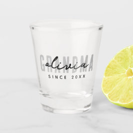 Oma seit 20XX Moderne einfache Preppy Schnapsglas