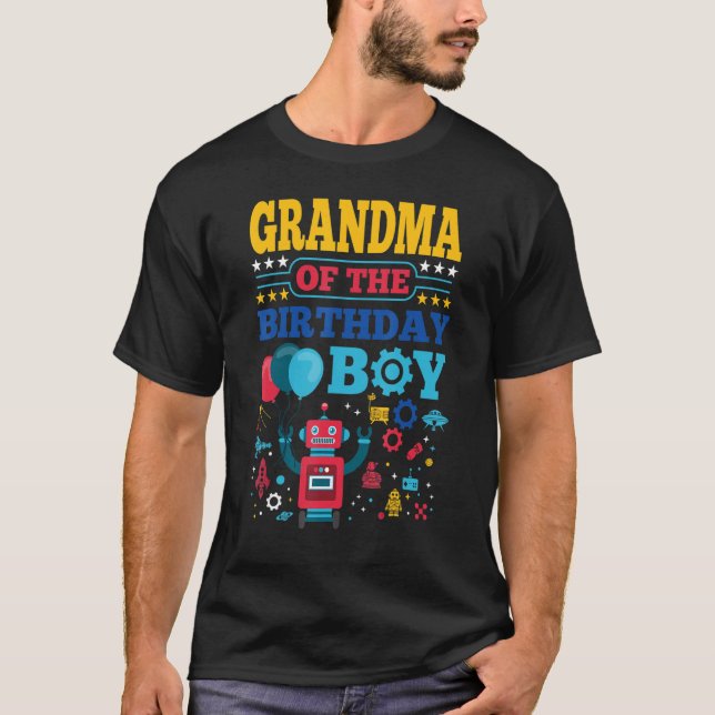 Oma The Birthday Boy Robot Matching Family T-Shirt (Vorderseite)