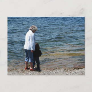 Oma und Devin Postkarte