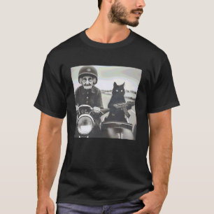 Oma und ihre bewaffnete Katze fahren auf einem Vin T-Shirt